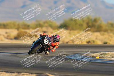 media/Nov-17-2024-CVMA (Sun) [[1fec520723]]/Race 18-Supersport Middleweight/